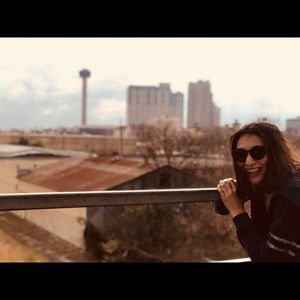 Meet your Posher, Brenda